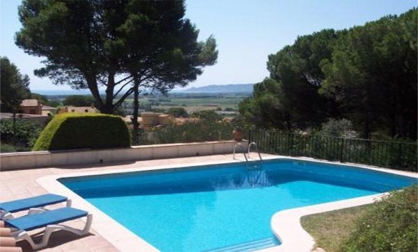 Additional photograph of 3 Bedroom Holiday Villa Torre Vella, Estartit (Sleeps 6 / 8)