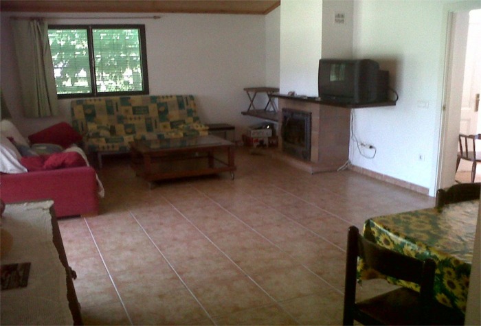 Additional photograph of 3 Bed Holiday House, Estartit (Sleeps 6 to 8)