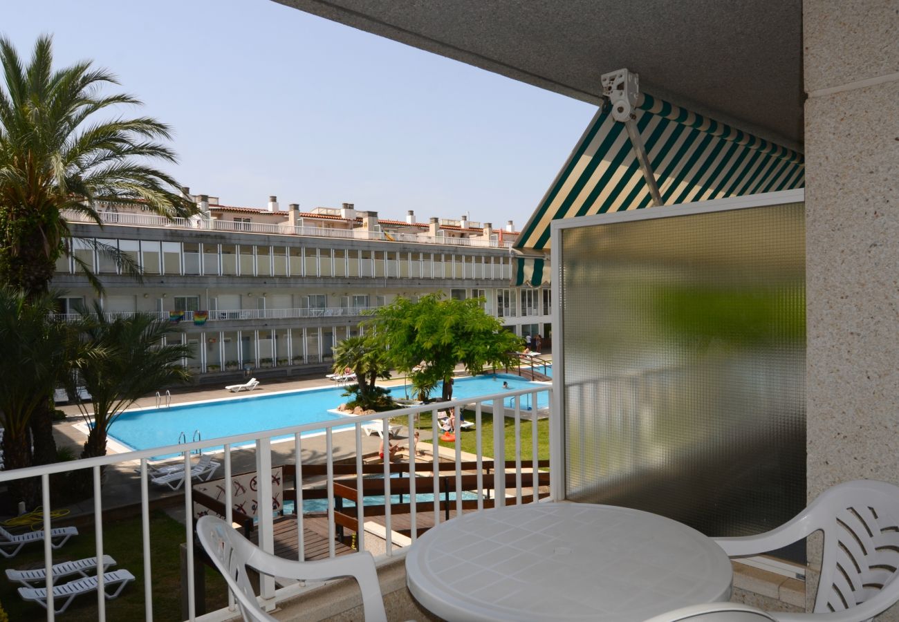 2 bedroom Apartment Mar Dor Lounge