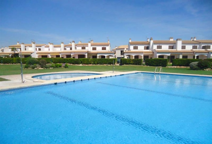 La Platera 3 Bedroom Holiday Home to Rent in Los Griells, Estartit (Sleeps 6 / 8)