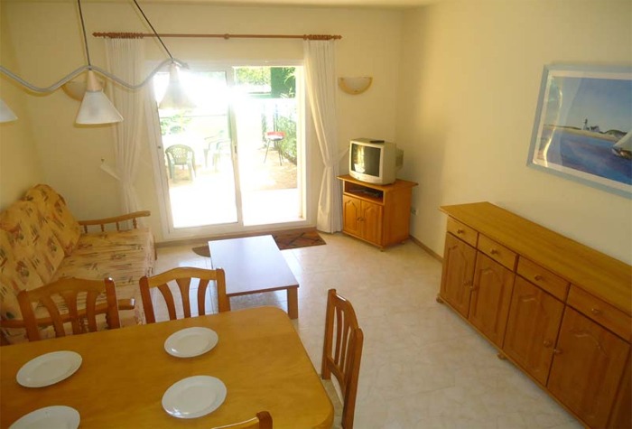 Additional photograph of 3 Bed Holiday House With Communal Pool, Estartit (Sleeps 6 to 8)