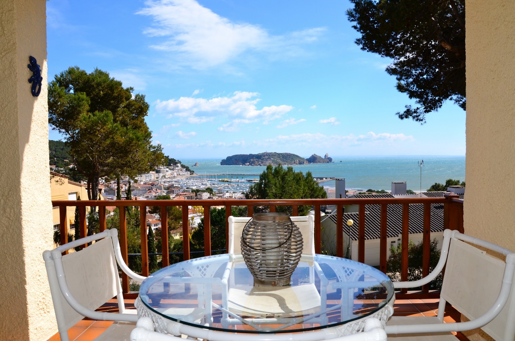 3 Bedroom Holiday Home on Rocamaura